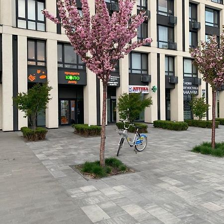 New 3 Rooms Apartment Near The Metro Station Kiev Esterno foto