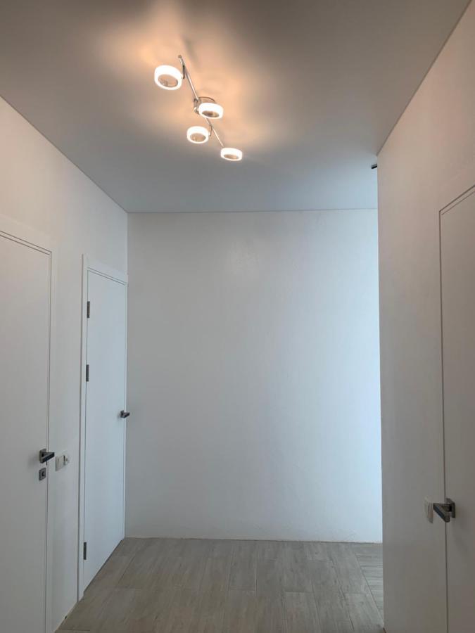 New 3 Rooms Apartment Near The Metro Station Kiev Esterno foto