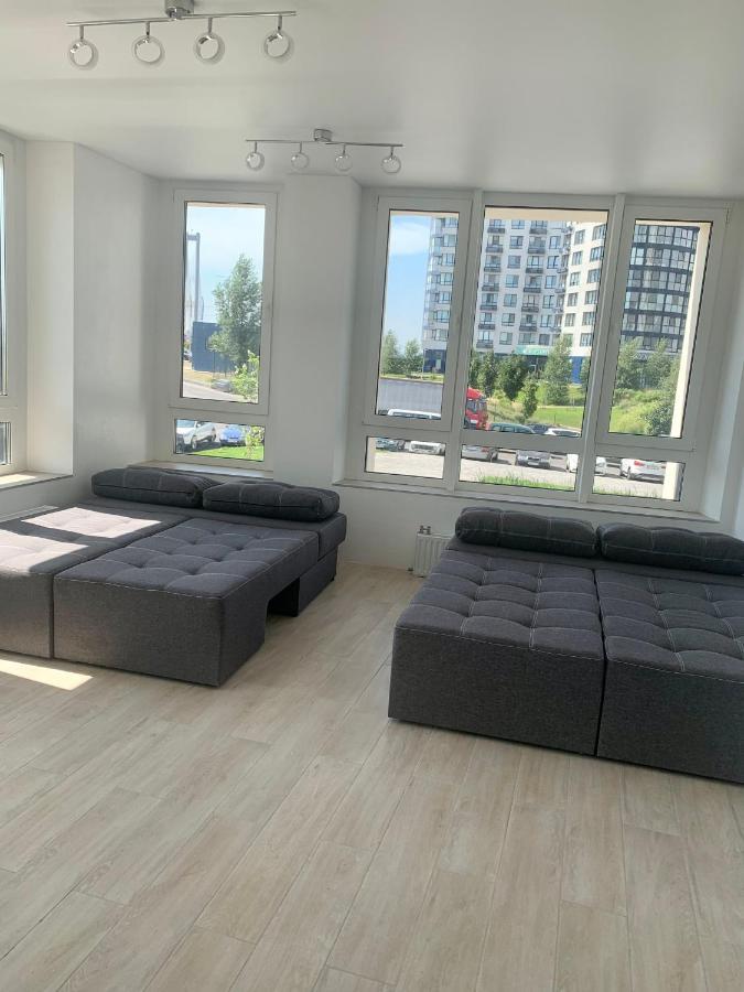 New 3 Rooms Apartment Near The Metro Station Kiev Esterno foto